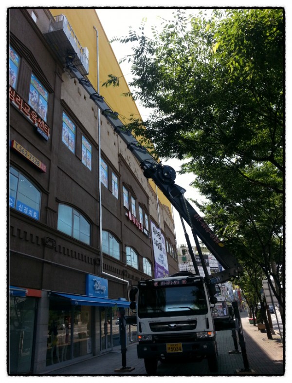 e3dd3305fcb5b0f5895119ef9b9ffd63_1469017